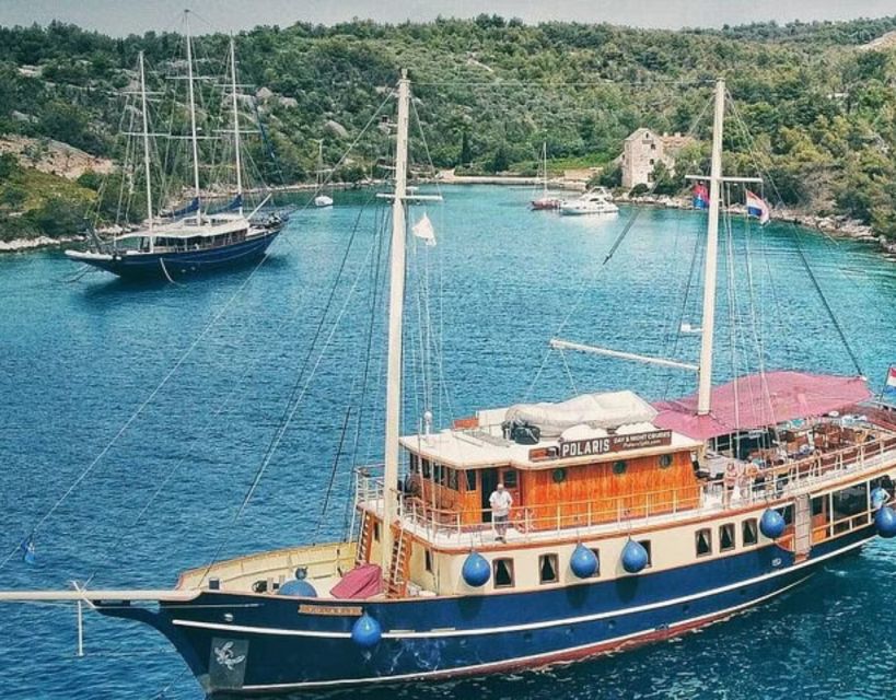 2-Hour Sunset Cruise Split - What the Unlimited Bar Adds to the Price