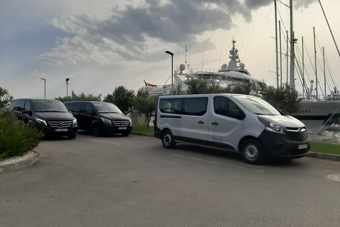 Airport shuttle - Who will get the most from this transfer