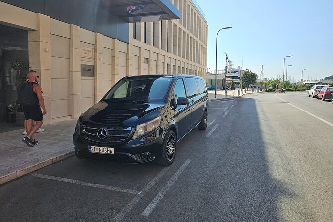 Airport Transfer - Timing, pickup, and the meeting-point warning