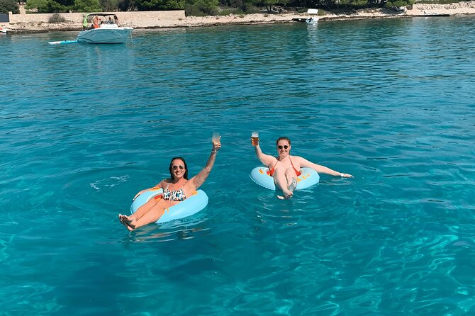 All-Inclusive Blue Lagoon & 3 Island Boat Tour with Food & Drinks - Value at $72.41