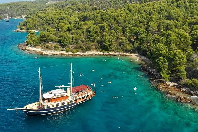 All Inclusive Brac and Solta islands swimming cruise - Key points at a glance