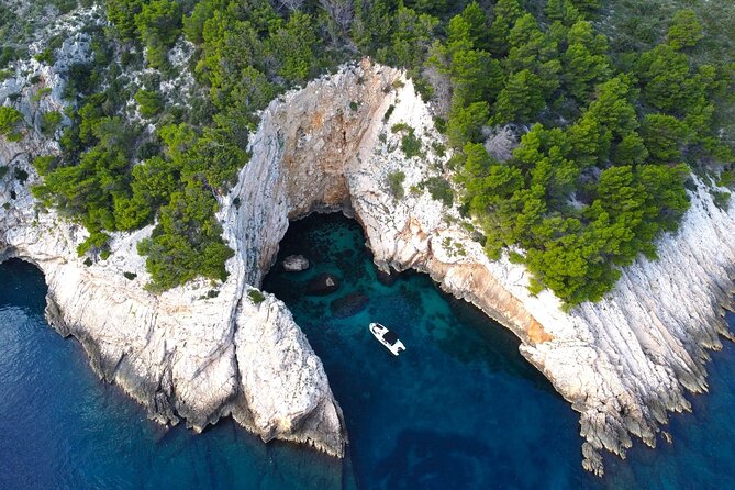 Bespoke private boat tour from Split & Trogir with a local expert - Why a private boat makes sense around Split