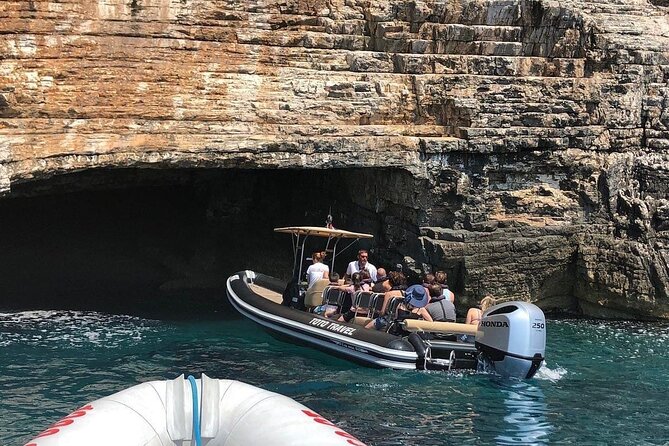 Blue Cave & 6 Islands Speedboat Tour From Split or Podstrana - The Blue Lagoon view and Pakleni Islands swim