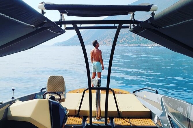 Blue cave & Hvar, 5 islands speed boat tour with unique boats from Split - Budikovac’s turquoise water and white pebbles
