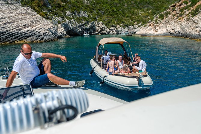 Blue Cave, Hvar and Five islands - Small-Group Tour From Split - Group size, guide service, and the boat experience