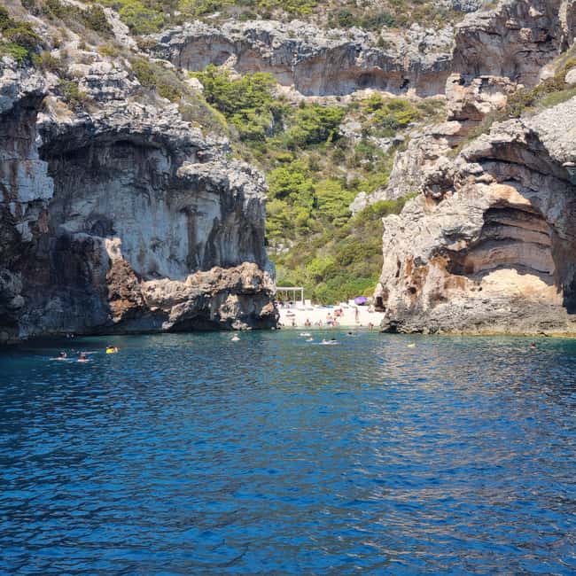 Blue Cave & Island Treasures: Komiža & 5 Gems Boat Tour - Who will enjoy this tour most