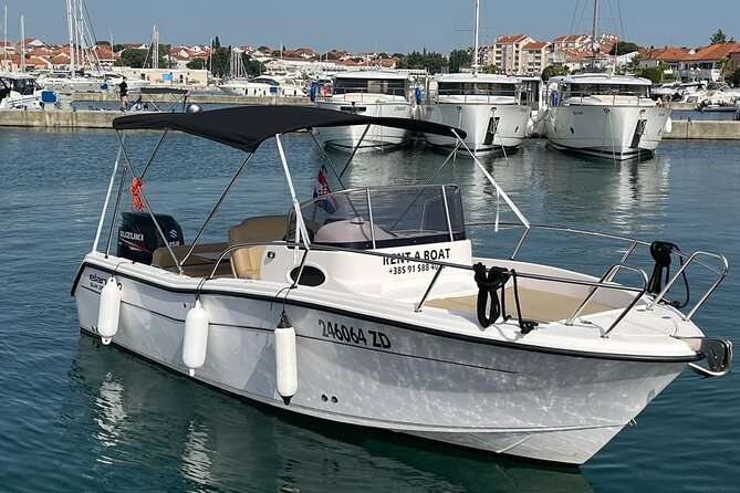 BLUE LAGON & 3 islands full day private speedboat tour - Leaving Split at 9am on a private speedboat