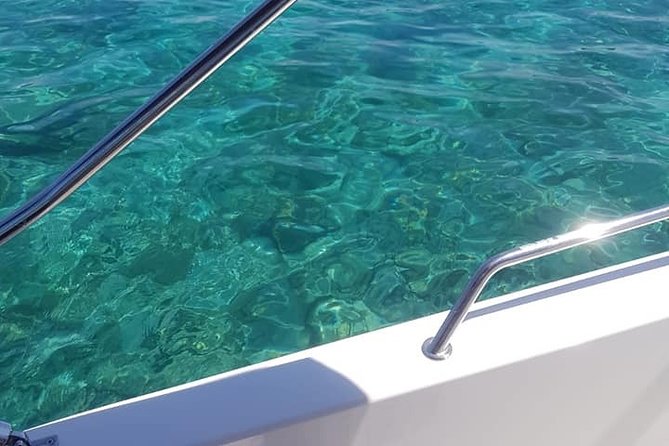 "Blue Lagoon" Half day Chill out tour from Split - Maslinica: an island hour before Split