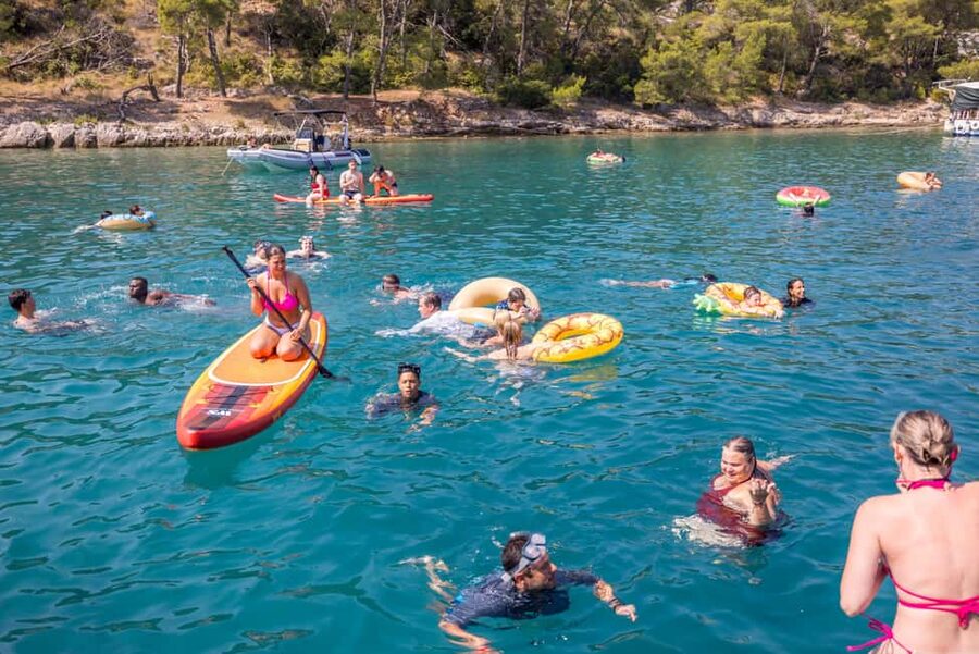 Blue Lagoon & Islands Day Cruise from Split with Lunch - Key points before you book