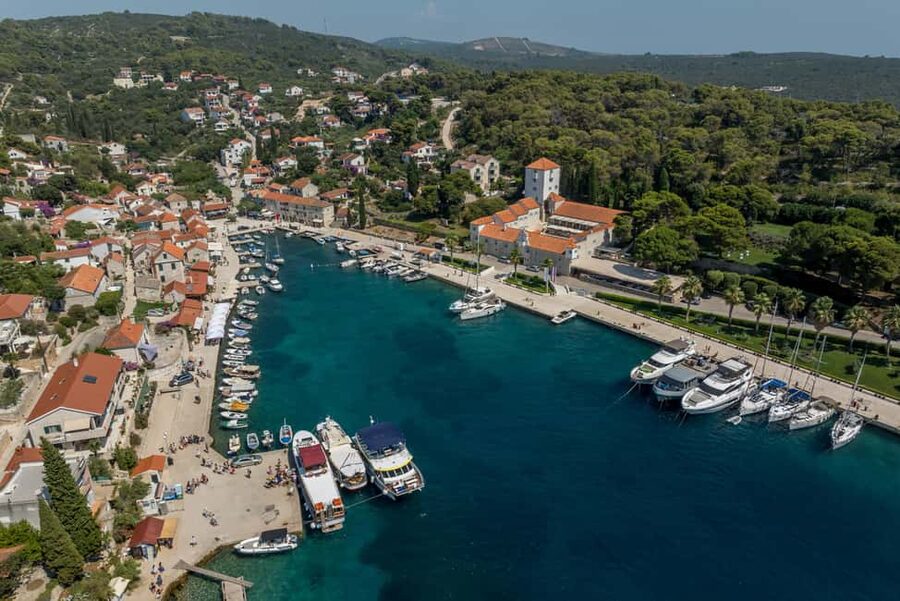 Blue Lagoon & Islands Day Cruise from Split with Lunch - What the $65 price really covers