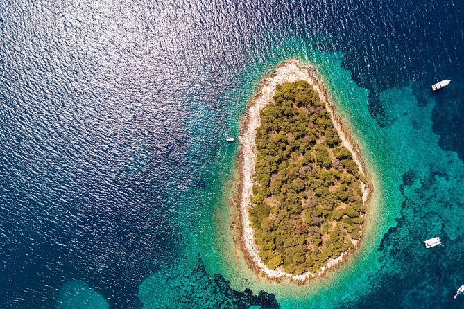 Blue Lagoon & Maslinica half day tour from Trogir - Should you book the Blue Lagoon and Maslinica tour?
