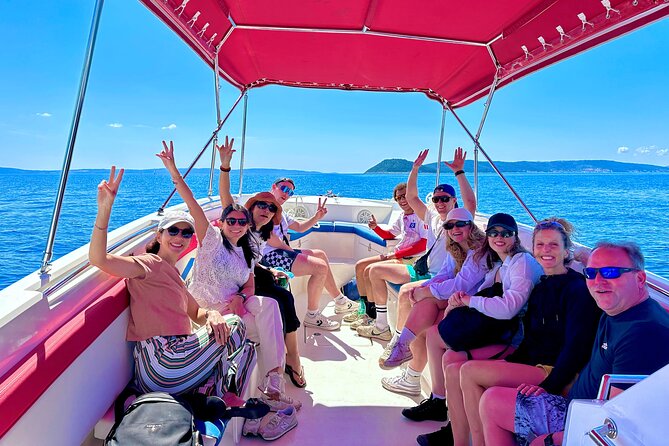 Blue Lagoon Tour from Split with Bottled Water and Wine Included - Why this five-hour outing works so well from Split