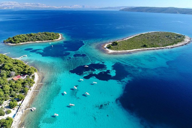 Blue Lagoon, Trogir & Čiovo catamaran tour with Food and Drinks - What this Split catamaran tour is really like