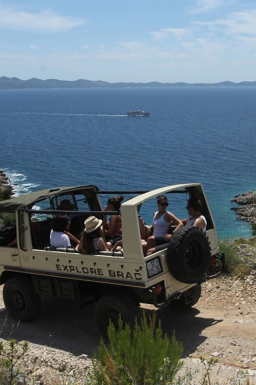 Brač: Island Exploration Tour by Four-Wheel Drive Jeep - Donji Humac and the echoing stone quarry