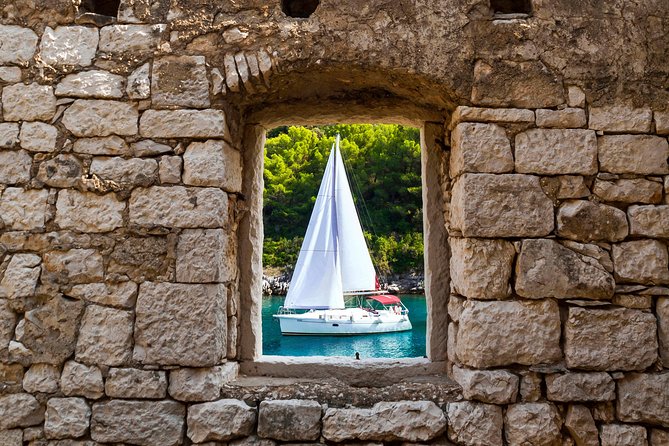 Brac Island One-Day Trip with the Sailboat Nana - Private Tour - Pučišća and Brač’s white limestone