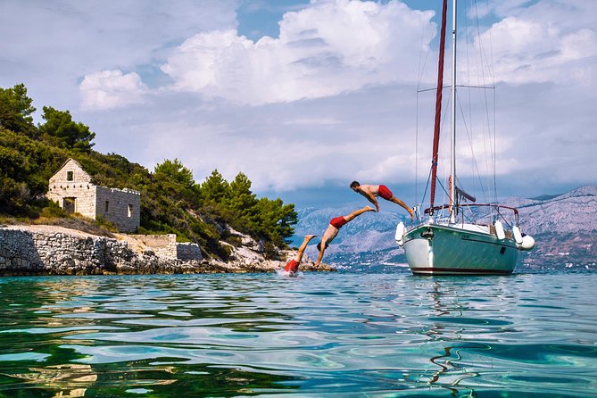 Brac Island One-Day Trip with the Sailboat Nana - Private Tour - Boat comfort, facilities, and what to pack