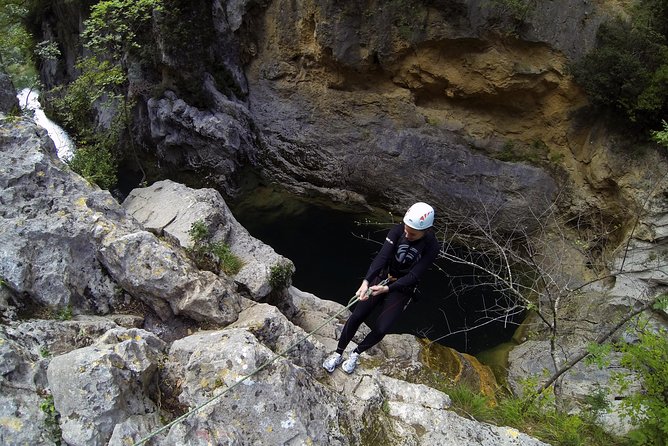 Canyoning advanced on Cetina river from Omiš - The guides are the main safety feature