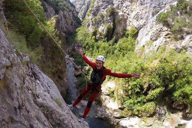 Canyoning advanced on Cetina river from Omiš - Equipment and physical demands