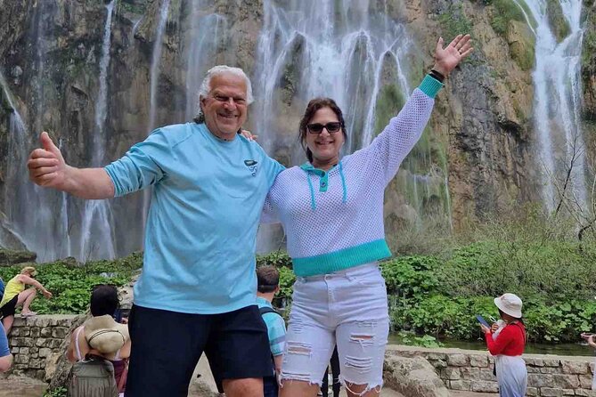 Day Trip to Plitvice lakes From Split - What the private format changes