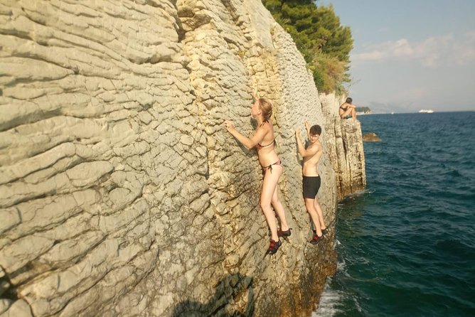 Deep Water Solo and Cliff Jumping Tour in Split - Who should book this Split adventure