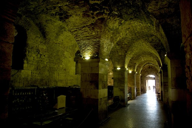 Diocletian Palace & Split Walking Tour - Fruit’s Square and Narodni Trg show everyday Split