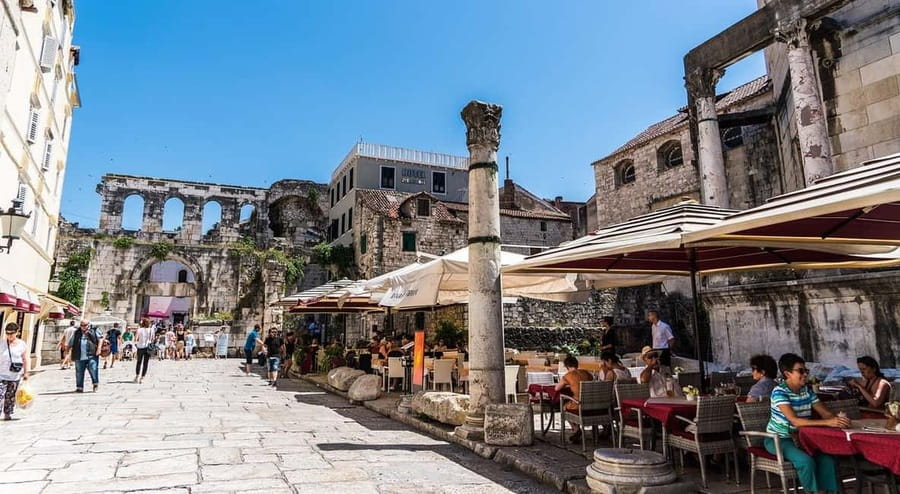 Diocletian's Palace and Old Town SMALL GROUP Walking Tour - Key points to know before you book