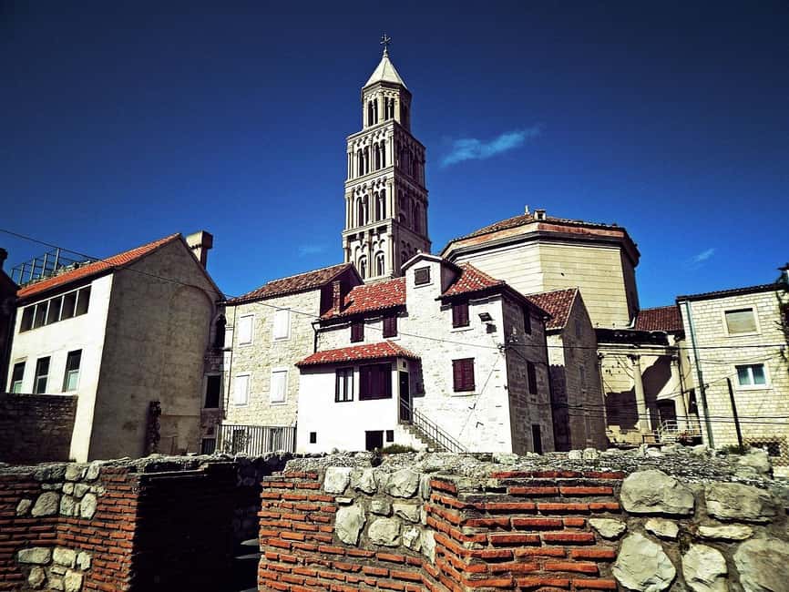 Diocletian's Palace and Old Town SMALL GROUP Walking Tour - Why a short tour works so well in Split