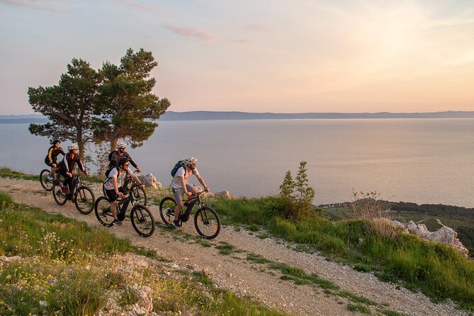 E-Bike Tour at Historical Villages of Makarska - Gornje Tučepi and the pause before the return