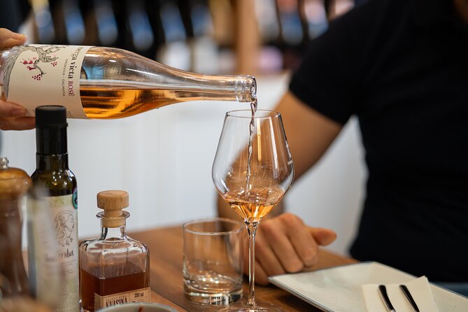 Educational wine tasting in Split - Practical timing and booking advice