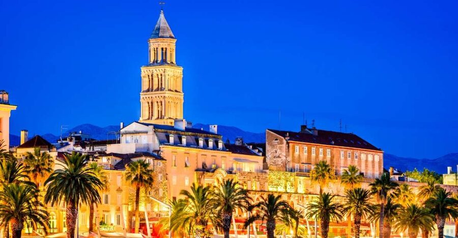 Evening Group Walking Tour - Split Old City Diocletian's Pal - Why an evening walk suits Split’s old center