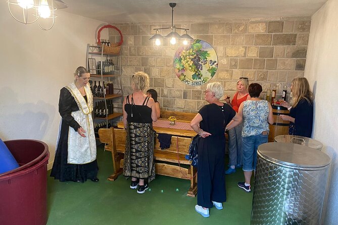 Family-run Vineyard Tour & Award Winning Wine Tasting/Delicacies - Why this feels different from a standard wine tasting