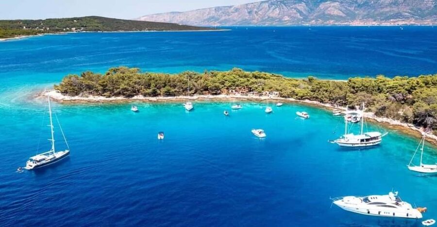 From Makarska:Hvar and Brač Island : Day Tour with speedboat - Choosing between the Golden and Blue routes