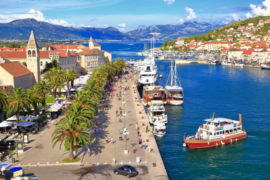 From Makarska Riviera: Full-Day Split & Trogir Tour - Two hours to choose your own Split