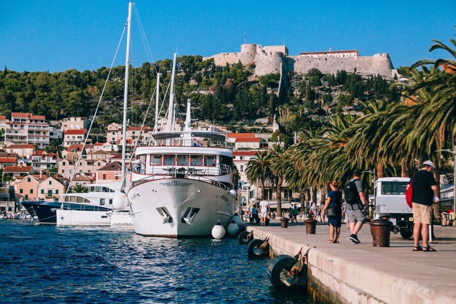 From Omis: Blue Cave & 5 Island Speedboat Tour - Beach time among the Pakleni Islands