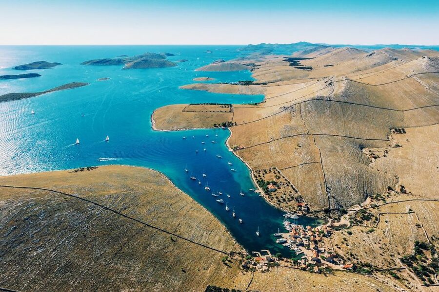 From Sinj: 1.5-Hour Private Flight over Kornati & Šibenik - Booking advice, weather, and what to bring