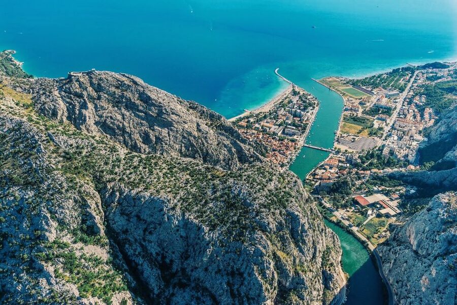 From Sinj: Flight Over Imotski, Trilj, Omiš, and Split - Who should book this flight