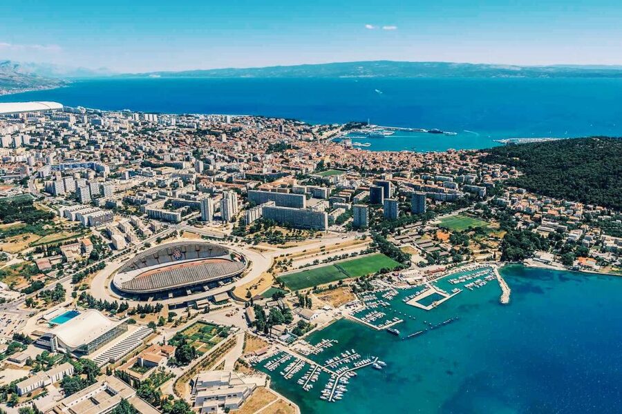 From Sinj: Panoramic Flight over Split - Should you book the Sinj panoramic flight?