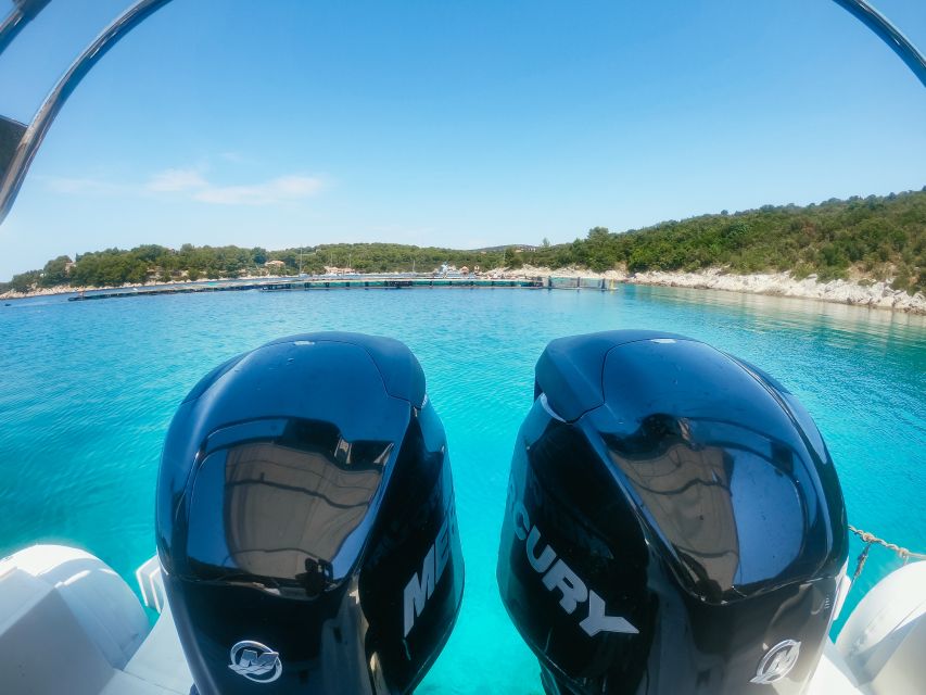 From Split: Blue Cave & 5 Islands with Vis & Hvar Boat Tour - Budikovac Blue Lagoon: the main water break