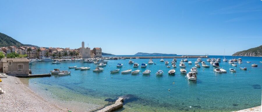 From Split, Croatia: Blue Cave & Hvar 5 Islands tour - Stiniva Cove is a short swim stop