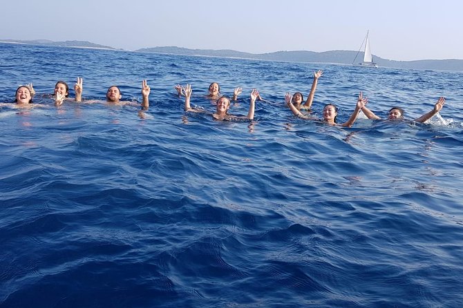 From Split: Half-Day Blue Lagoon and 3 Islands Boat Tour - Drvenik Mali and the views from the water