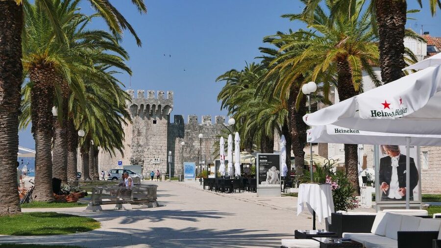 From Split: Half-Day Split & Trogir Small Group Guided Tour - Trogir’s old town and Cathedral of St. Lawrence