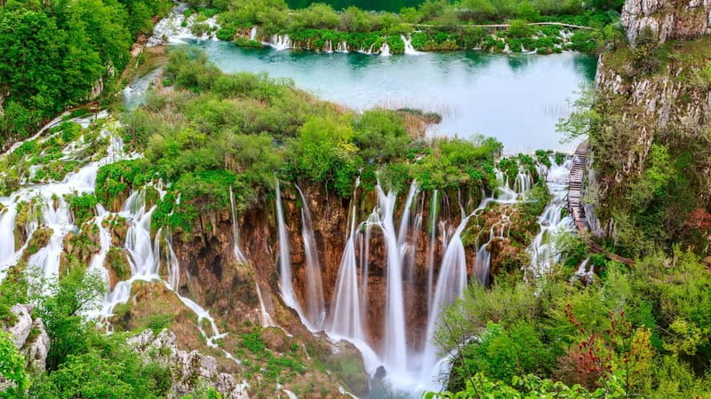 From Split: Plitvice Lakes Guided tour - The 3.5-hour bus journey through inland Croatia