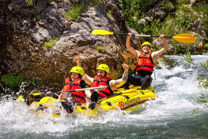 From Split/Šestanovac: Whitewater Rafting on Cetina River - Gearing up beside the Cetina