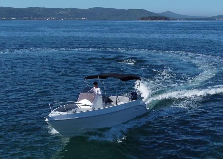 From Split: Trogir, Blue Lagoon, Maslinica Boat Tour - What the Speedboat Ride Is Really Like
