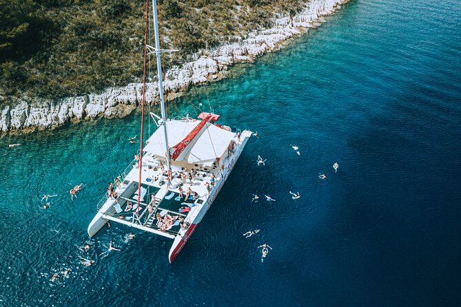 Full-Day Catamaran Cruise to Hvar & Pakleni Islands with Food and free Drinks - The return ride becomes the main event