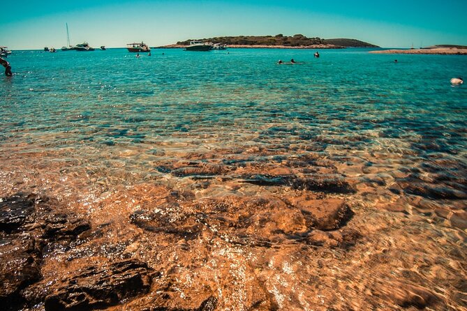 Fully customized private boat trip from Trogir and Split - Šolta Island: quiet water and a slower pace