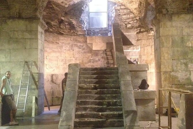 Game Of Thrones Split Walking Tour - The Temple of Jupiter and Diocletian’s beliefs