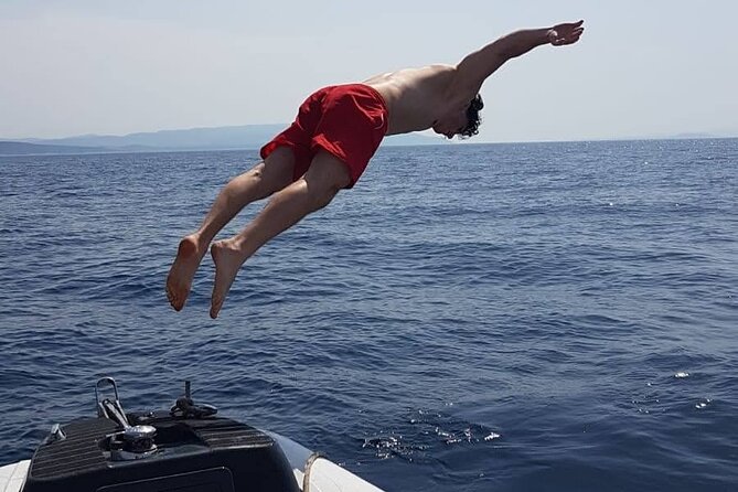 Half-Day Private Boat Tour from Split to Blue Lagoon - A private guide can shape the day