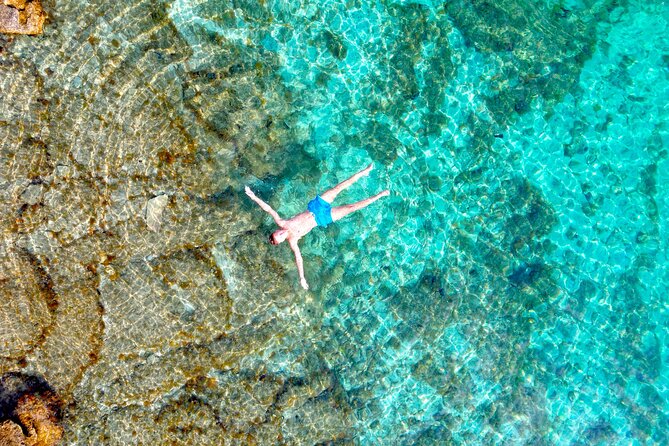 Half-day Speedboat Tour: Explore Hidden Gems of Hvar Island - A short cruise to Zečevo