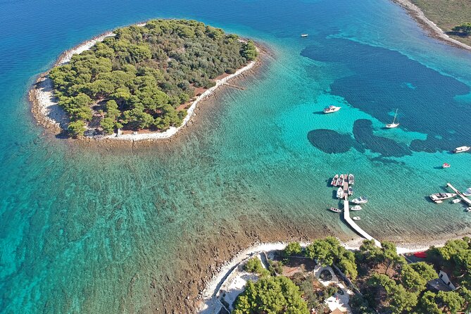 Half Day Speedboat Tour to Three Islands from Trogir - Leaving Trogir for a fast Adriatic ride